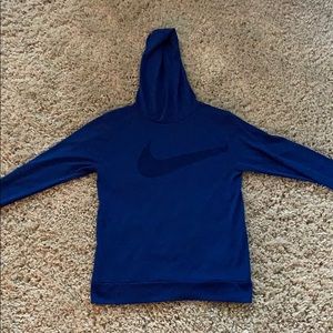 Boys Nike dri fit t shirt with hood